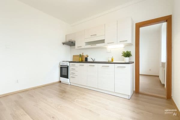 Pronájem bytu 3+1 72 m², Československé armády, Pronájem bytu 3+1 72 m², Československé armády,