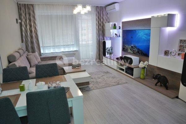 Prodej bytu 2+kk 78 m², Hornoměcholupská, Hlavní město Praha