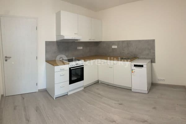 Pronájem bytu 2+kk 47 m², Lubenská, Rakovník, Středočeský kraj Pronájem bytu 2+kk 47 m², Lubenská, Rakovník, Středočeský kraj