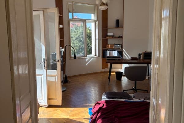Pronájem bytu 2+1 70 m², Kodaňská, Praha Pronájem bytu 2+1 70 m², Kodaňská, Praha