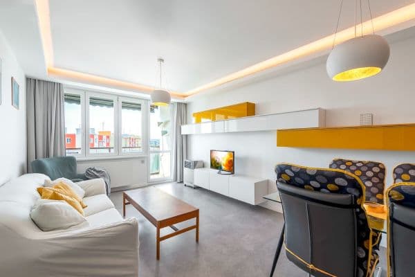 Pronájem bytu 3+1 83 m², Zárubova, Praha Pronájem bytu 3+1 83 m², Zárubova, Praha