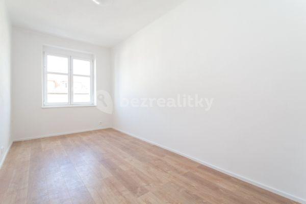 Prodej bytu 2+kk 54 m², Černokostelecká, Hlavní město Praha