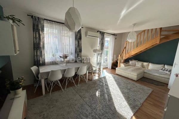 Pronájem bytu 3+kk 78 m², Jiřice Pronájem bytu 3+kk 78 m², Jiřice