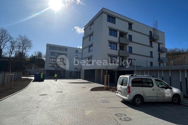 Pronájem bytu 1+kk 33 m², Pod Hliníkem, Libčice nad Vltavou Pronájem bytu 1+kk 33 m², Pod Hliníkem, Libčice nad Vltavou