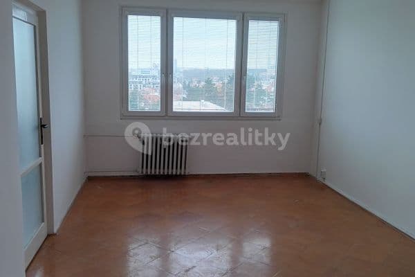 Pronájem bytu 3+1 75 m², Hostýnská, Praha Pronájem bytu 3+1 75 m², Hostýnská, Praha