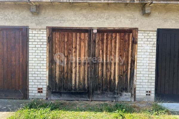 Prodej garáže 18 m², Broučkova, Zlín