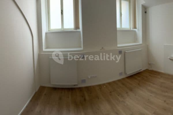 Pronájem nebytového prostoru 20 m², Vocelova, Praha