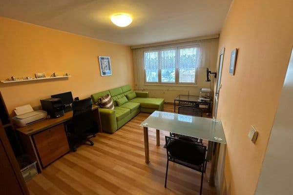 Pronájem bytu 2+1 55 m², Náchodská, Tábor, Jihočeský kraj Pronájem bytu 2+1 55 m², Náchodská, Tábor, Jihočeský kraj