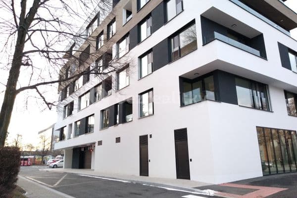 Pronájem bytu 2+kk 55 m², U Petřin, Praha Pronájem bytu 2+kk 55 m², U Petřin, Praha