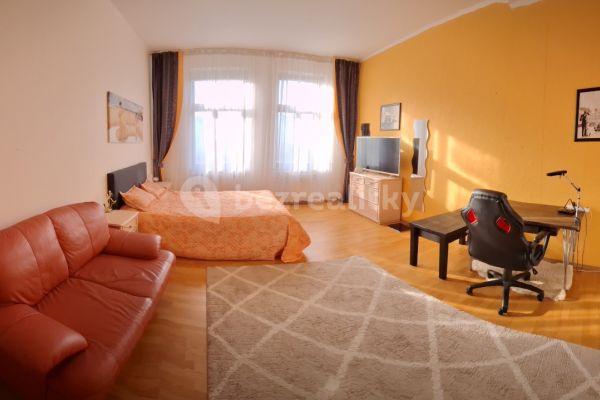 Prodej bytu 3+1 77 m², Moravská, Karlovy Vary, Karlovarský kraj