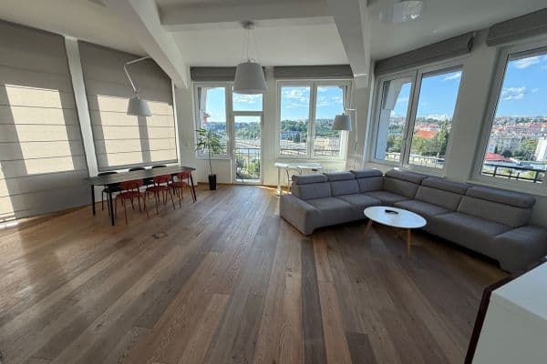 Pronájem bytu 4+kk 146 m², Bartoškova, Praha Pronájem bytu 4+kk 146 m², Bartoškova, Praha