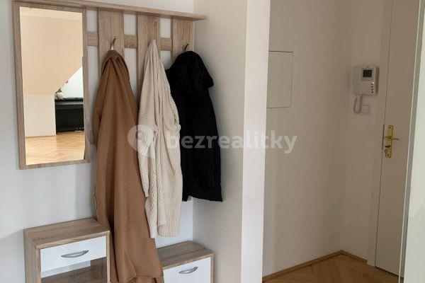 Pronájem bytu 3+1 170 m², Římská, Praha