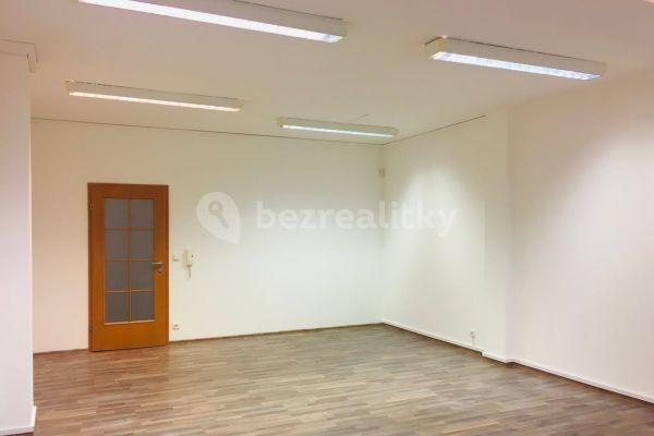 Pronájem kanceláře 58 m², Nad Šutkou, Hlavní město Praha