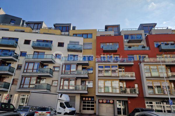 Prodej bytu 1+kk 36 m², Nedvědovo náměstí, Hlavní město Praha
