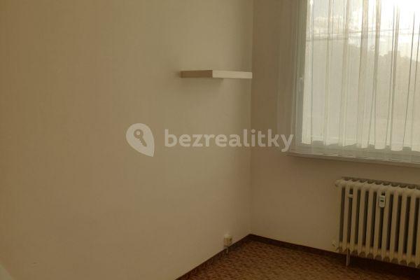 Pronájem bytu 3+1 54 m², U Sluncové, Hlavní město Praha
