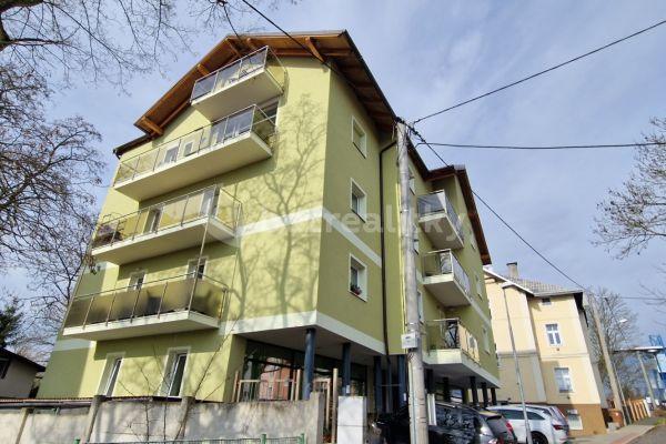 Pronájem bytu 2+kk 42 m², Kamenického, Karlovy Vary, Karlovarský kraj