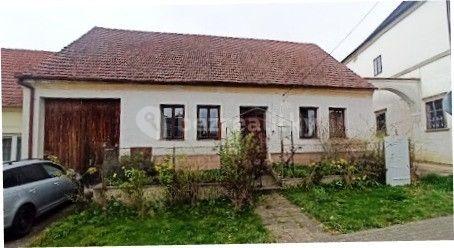 Prodej domu 250 m², pozemek 631 m², Uherčice, Jihomoravský kraj