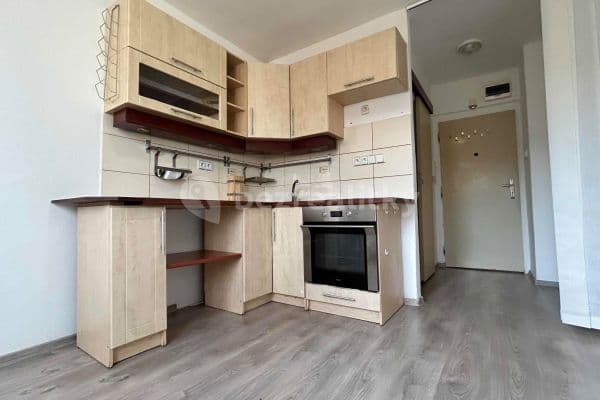 Pronájem bytu Garsoniéra 18 m², Grünwaldova, České Budějovice Pronájem bytu Garsoniéra 18 m², Grünwaldova, České Budějovice