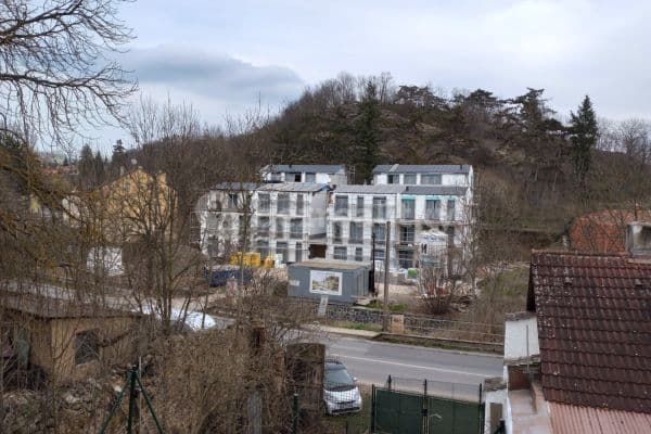 Pronájem bytu 1+kk 40 m², Dalejská, Praha Pronájem bytu 1+kk 40 m², Dalejská, Praha