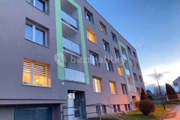 Pronájem bytu 3+1 80 m², Husova, Rajhrad Pronájem bytu 3+1 80 m², Husova, Rajhrad