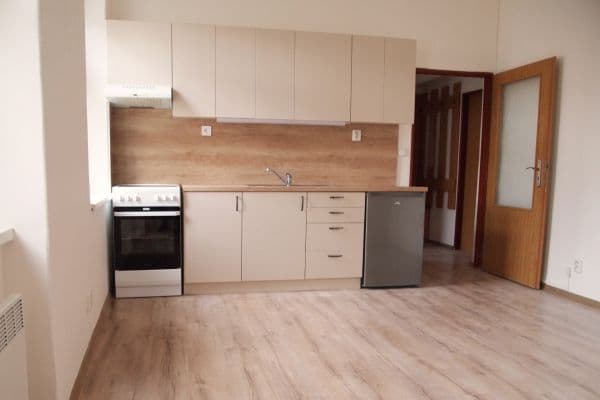 Pronájem bytu 2+kk 34 m², Frýdlantská, Liberec, Liberecký kraj Pronájem bytu 2+kk 34 m², Frýdlantská, Liberec, Liberecký kraj