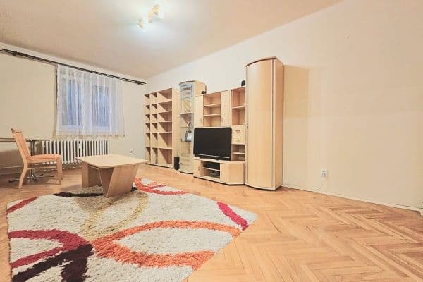 Prodej bytu 2+1 56 m², Dvouletky, Praha Prodej bytu 2+1 56 m², Dvouletky, Praha