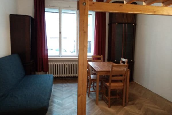 Pronájem bytu Garsoniéra 25 m², U Smaltovny, Praha Pronájem bytu Garsoniéra 25 m², U Smaltovny, Praha