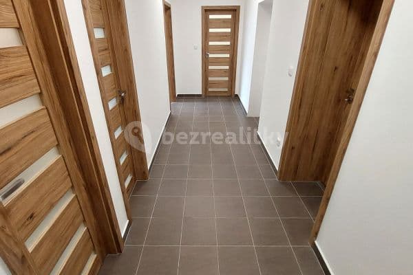 Pronájem bytu 3+kk 93 m², Mostecká, Vsetín Pronájem bytu 3+kk 93 m², Mostecká, Vsetín