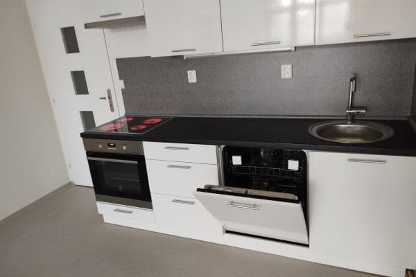 Pronájem bytu 2+kk 61 m², Hrubínova, Litoměřice Pronájem bytu 2+kk 61 m², Hrubínova, Litoměřice