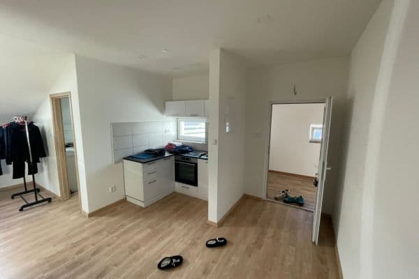 Pronájem bytu 2+kk 1 m², Rostoklaty Pronájem bytu 2+kk 1 m², Rostoklaty