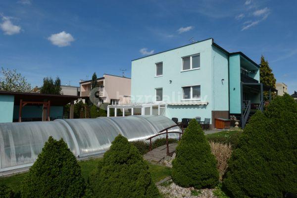 Prodej domu 260 m², pozemek 792 m², Lipová, 