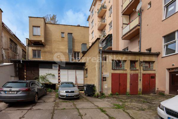 Prodej nebytového prostoru 241 m², Sokolovská, 