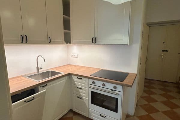 Pronájem bytu 2+kk 55 m², Bubenská, Hlavní město Praha Pronájem bytu 2+kk 55 m², Bubenská, Hlavní město Praha