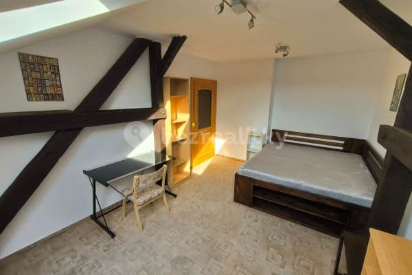 Pronájem bytu 1+1 40 m², Benešovo nábřeží, Zlín, Zlínský kraj Pronájem bytu 1+1 40 m², Benešovo nábřeží, Zlín, Zlínský kraj