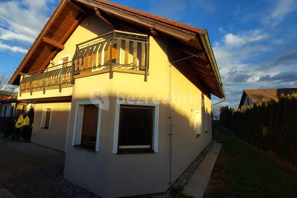Prodej domu 168 m², pozemek 745 m², Na Vrškách, Zlatníky-Hodkovice
