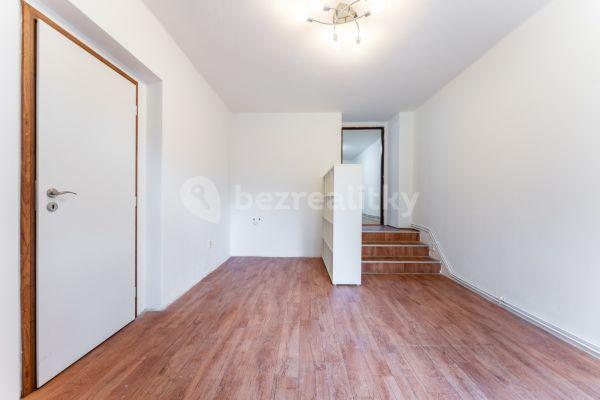 Prodej bytu 1+1 60 m², Tolstého, 