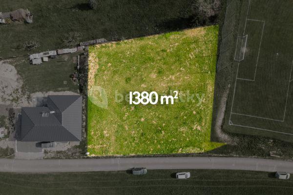 Prodej pozemku 1.380 m², 