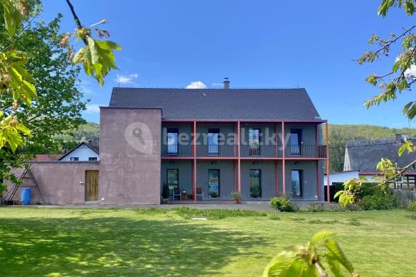 Prodej domu 356 m², pozemek 1.211 m², Libouchec