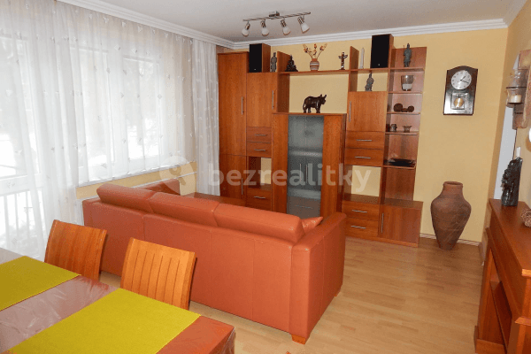 Pronájem bytu 3+kk 53 m², Svojšovická, Praha Pronájem bytu 3+kk 53 m², Svojšovická, Praha