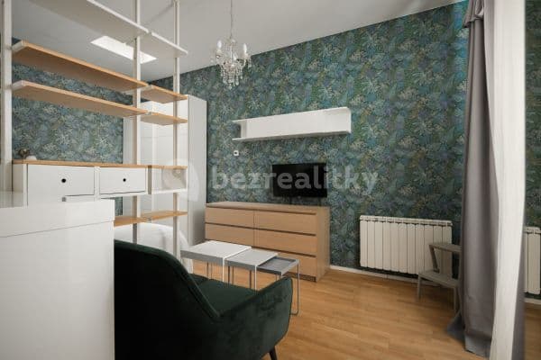 Prodej bytu 1+kk 27 m², Příčná, Hlavní město Praha