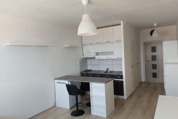 Pronájem bytu 1+kk 28 m², Jahodová, Praha Pronájem bytu 1+kk 28 m², Jahodová, Praha