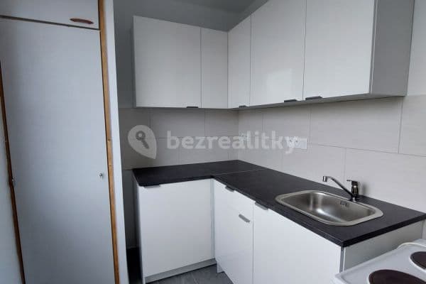 Pronájem bytu 1+1 30 m², Erno Košťála, Pardubice