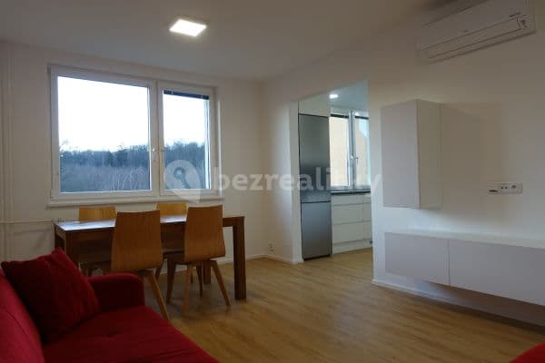 Pronájem bytu 3+kk 73 m², Libušino údolí, Brno