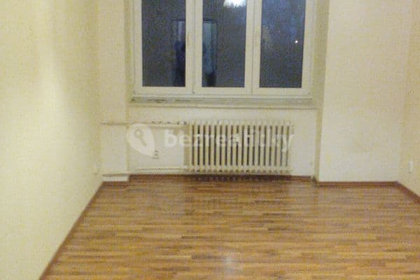 Prodej bytu 1+kk 26 m², V Mezihoří, Praha