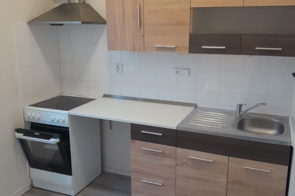 Pronájem bytu 1+kk 20 m², Chocerady Pronájem bytu 1+kk 20 m², Chocerady