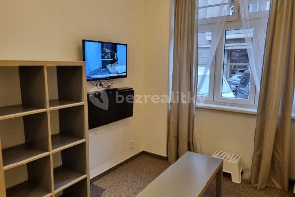 Pronájem bytu 1+kk 25 m², Poupětova, Praha Pronájem bytu 1+kk 25 m², Poupětova, Praha