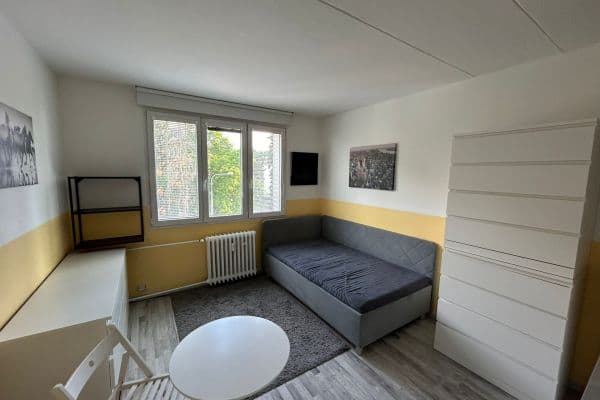 Pronájem bytu 1+kk 20 m², Gercenova, Praha Pronájem bytu 1+kk 20 m², Gercenova, Praha