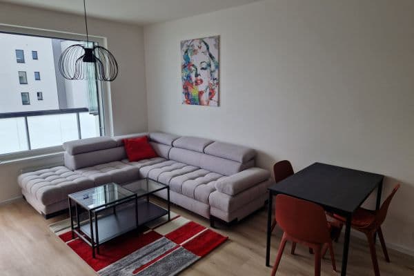 Pronájem bytu 2+kk 55 m², Kolbenova, Praha Pronájem bytu 2+kk 55 m², Kolbenova, Praha
