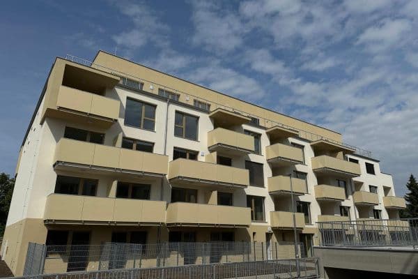 Pronájem bytu 1+kk 54 m², Frištenského, Olomouc Pronájem bytu 1+kk 54 m², Frištenského, Olomouc