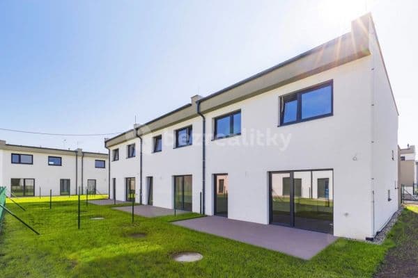 Pronájem domu 107 m², pozemek 189 m², Hůlkova, Praha Pronájem domu 107 m², pozemek 189 m², Hůlkova, Praha